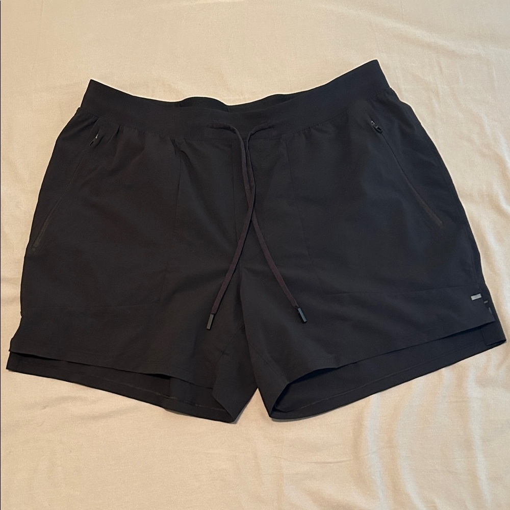 lululemon athletica license to train 5” inseam
